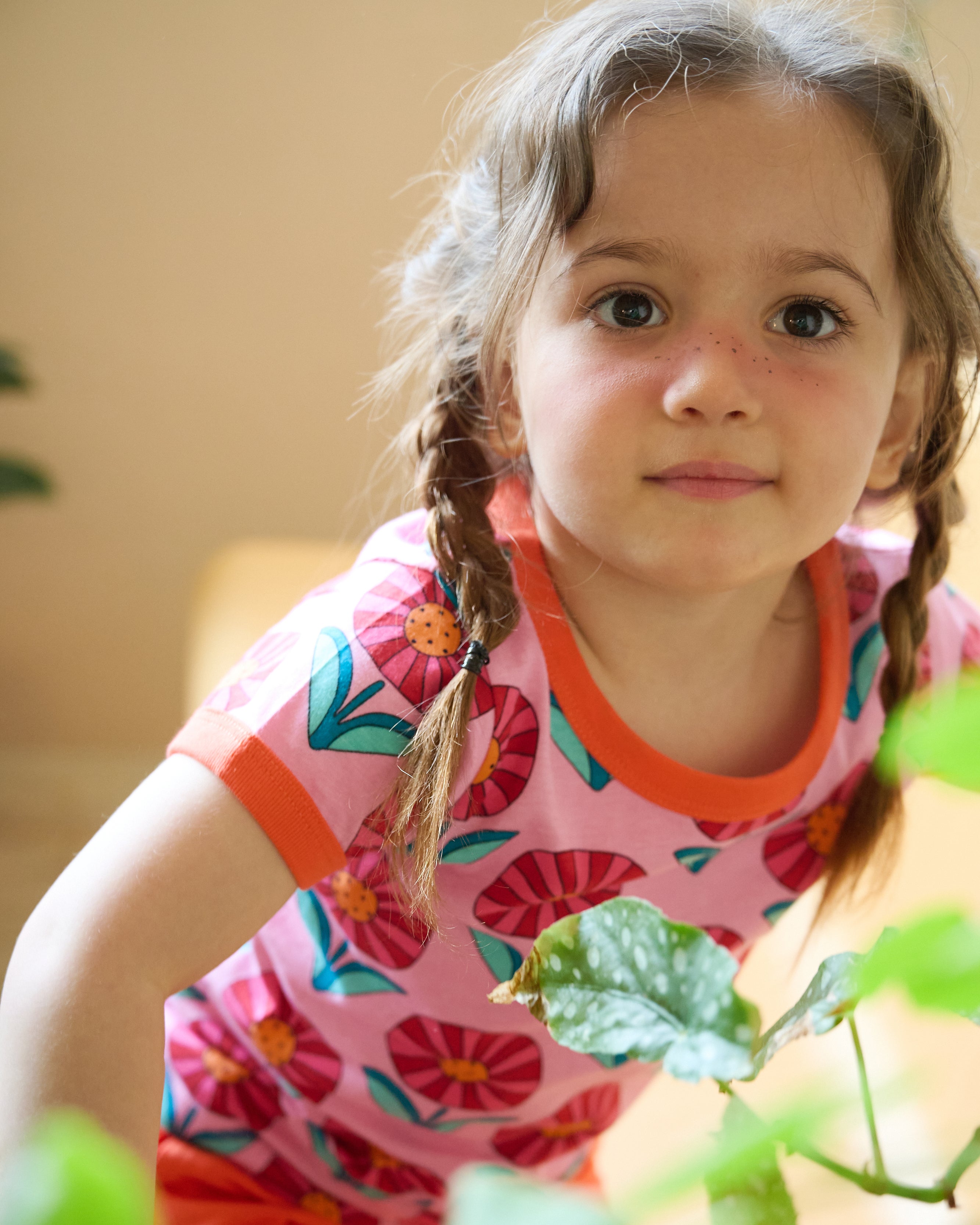 Cody Short Sleeve T-Shirt - Sunny Flower - Ameelo