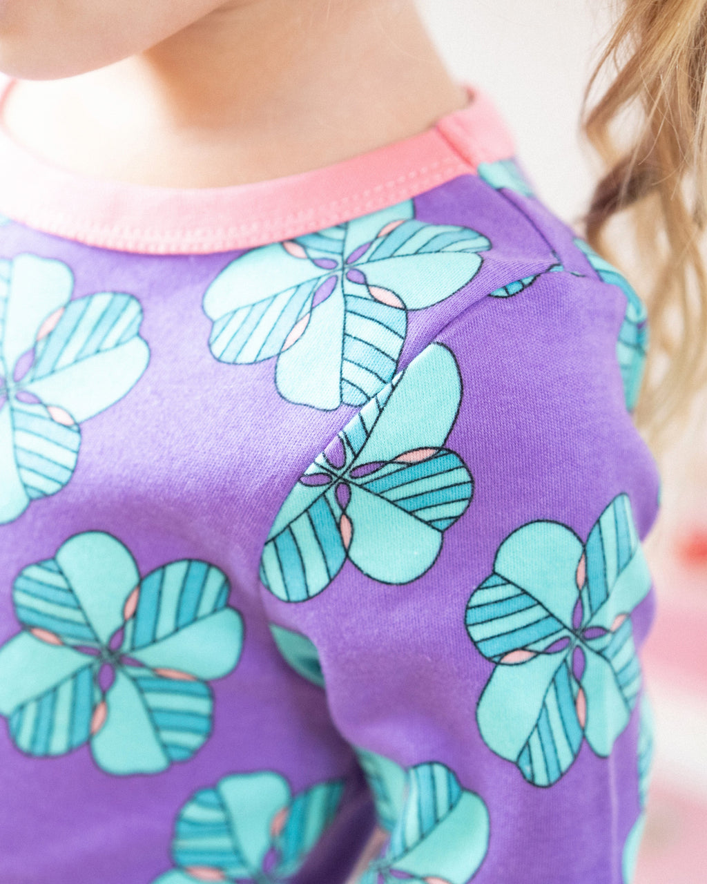 organic cotton - Avery T-Shirt - Chilling Clover - T-Shirt - Ameelo - baby kids clothing