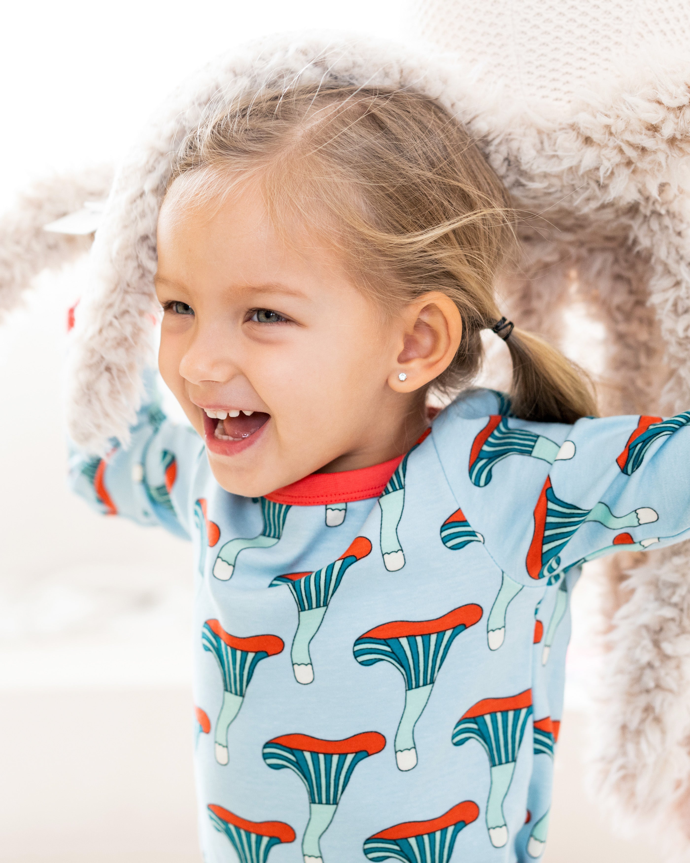 organic cotton - Avery T-Shirt - Mushroom - T-Shirt - Ameelo - baby kids clothing